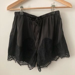 NWOT lingerie/sleepwear lace bottoms